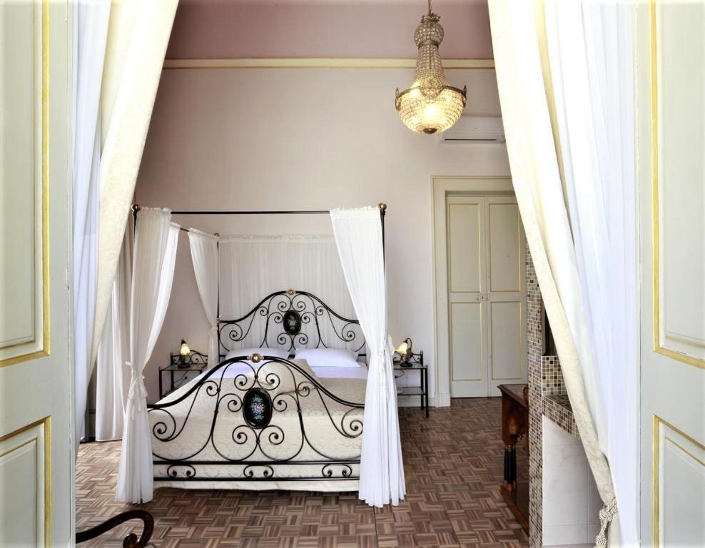 Persone Palace Restyling Nardo Exterior photo